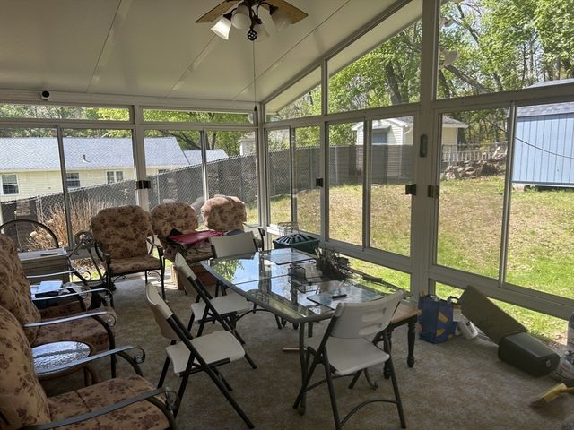 5 Utica Dr, Worcester, MA 01603