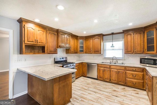 3710 Sandy Circle, Macon, GA 31216