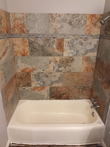 632 E Sears Street, Denison, TX 75021