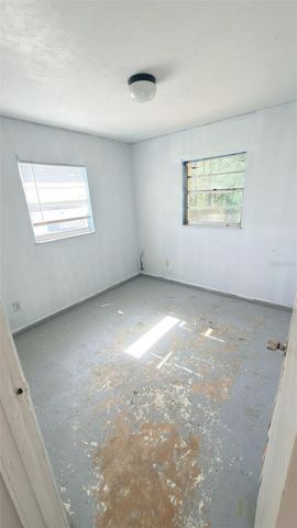 921 NW 60TH AVENUE, Ocala, FL 34482