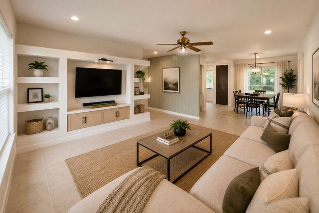 921 NW 60TH AVENUE, Ocala, FL 34482