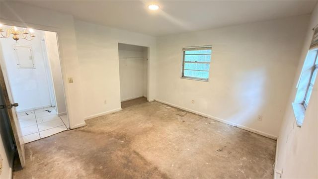 921 NW 60TH AVENUE, Ocala, FL 34482