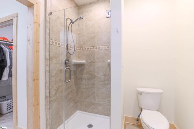 303 N Norris Drive, Norris, SC 29667