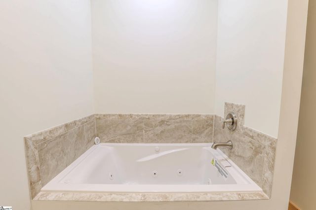 303 N Norris Drive, Norris, SC 29667