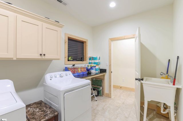 303 N Norris Drive, Norris, SC 29667
