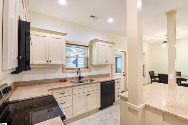 303 N Norris Drive, Norris, SC 29667