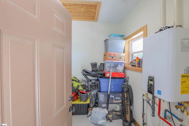 303 N Norris Drive, Norris, SC 29667