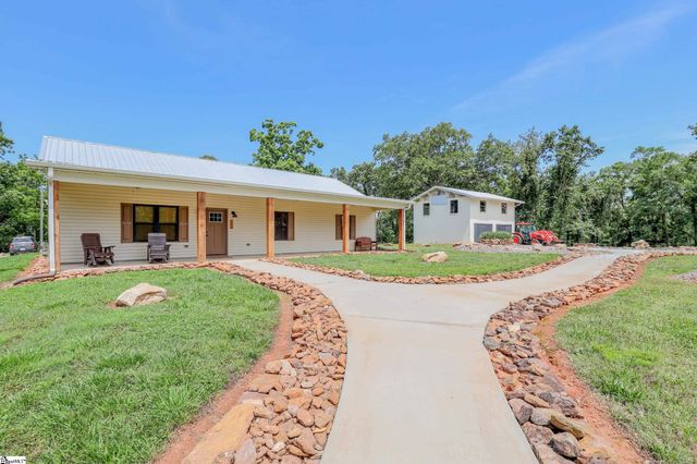 303 N Norris Drive, Norris, SC 29667