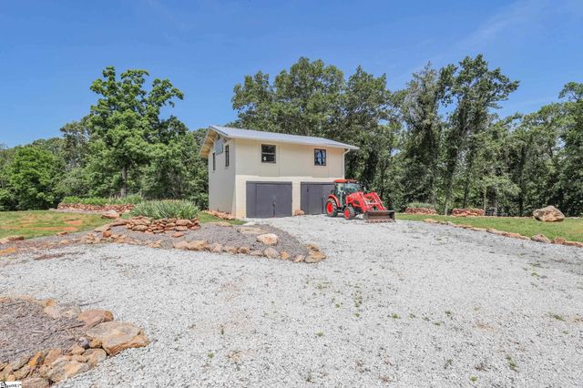 303 N Norris Drive, Norris, SC 29667
