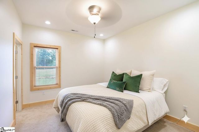 303 N Norris Drive, Norris, SC 29667