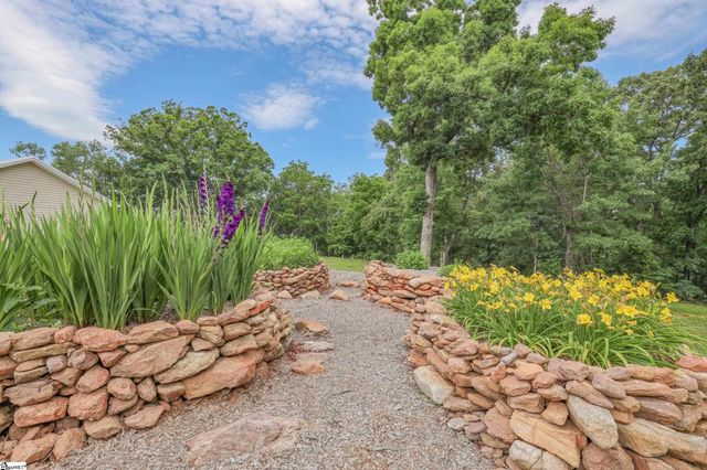 303 N Norris Drive, Norris, SC 29667