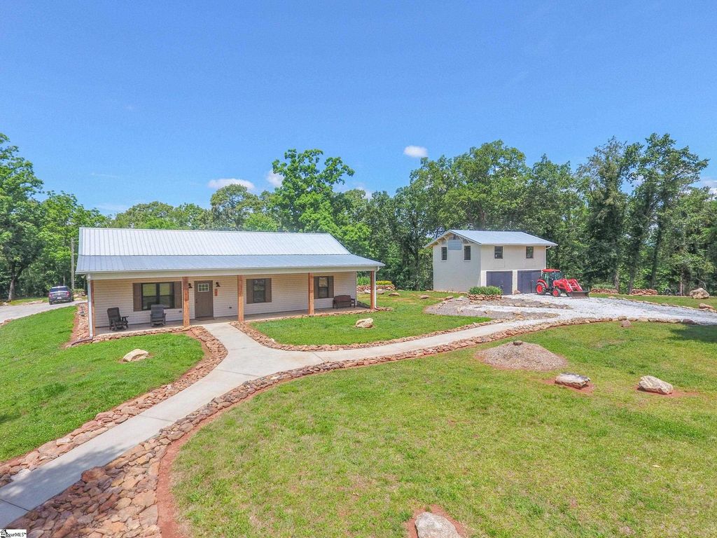 303 N Norris Drive, Norris, SC 29667