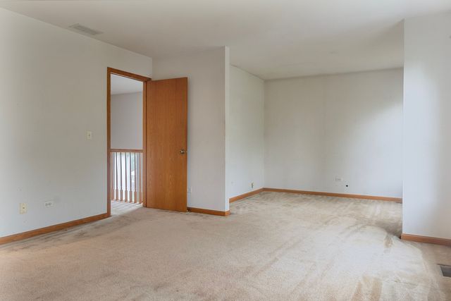 2803 Sun Valley Drive, Plainfield, IL 60586