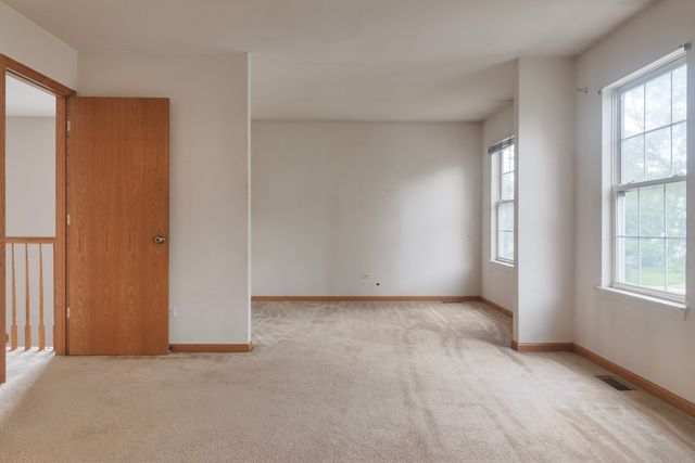 2803 Sun Valley Drive, Plainfield, IL 60586