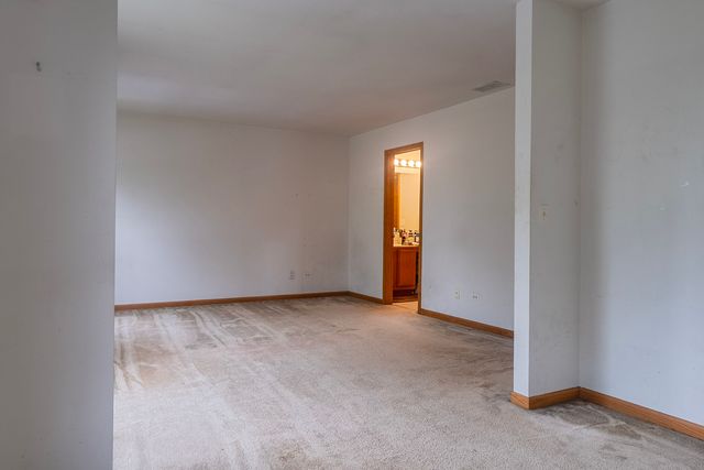 2803 Sun Valley Drive, Plainfield, IL 60586