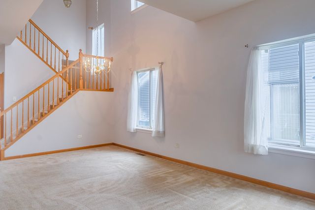 2803 Sun Valley Drive, Plainfield, IL 60586
