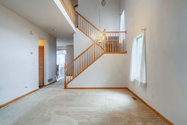 2803 Sun Valley Drive, Plainfield, IL 60586