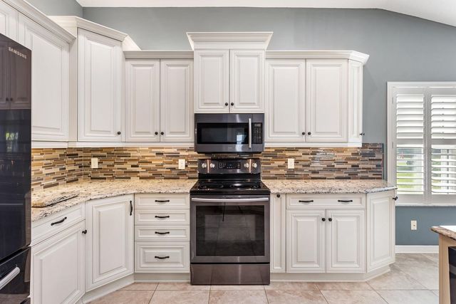 602 JUANITA COURT, The Villages, FL 32159