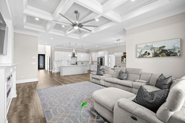 979 Henry James Dr., Myrtle Beach, SC 29579