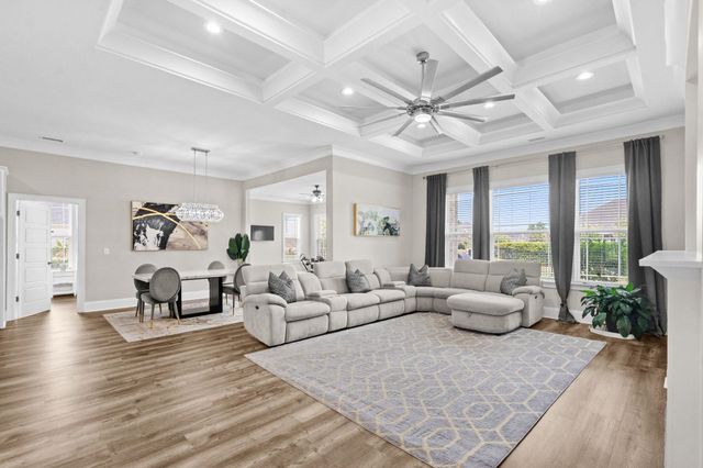 979 Henry James Dr., Myrtle Beach, SC 29579