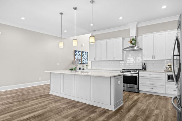 979 Henry James Dr., Myrtle Beach, SC 29579