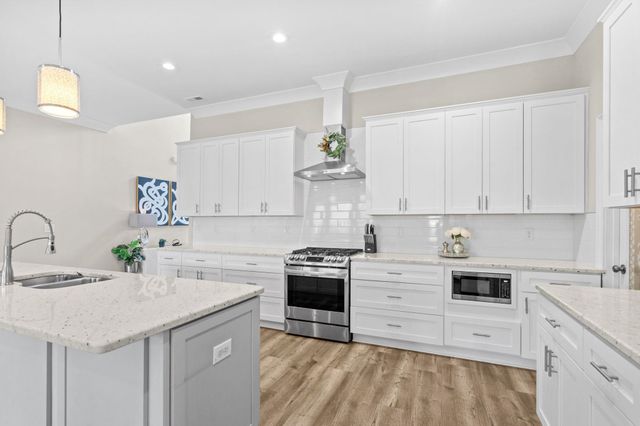 979 Henry James Dr., Myrtle Beach, SC 29579