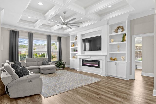 979 Henry James Dr., Myrtle Beach, SC 29579