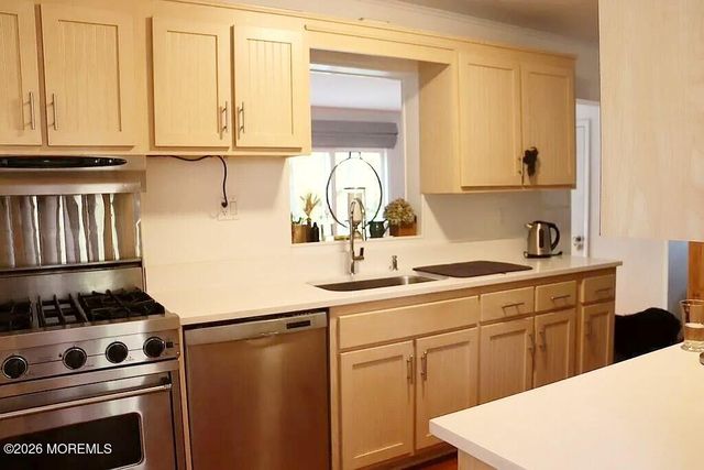 158 Fair Haven Road, Fair Haven, NJ 07704