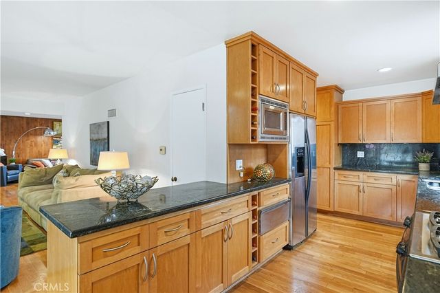 267 Nieto Avenue, Long Beach, CA 90803