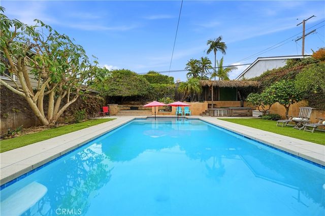 267 Nieto Avenue, Long Beach, CA 90803