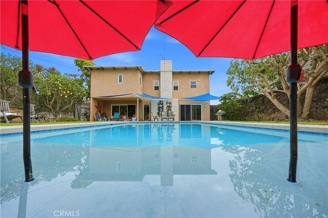 267 Nieto Avenue, Long Beach, CA 90803