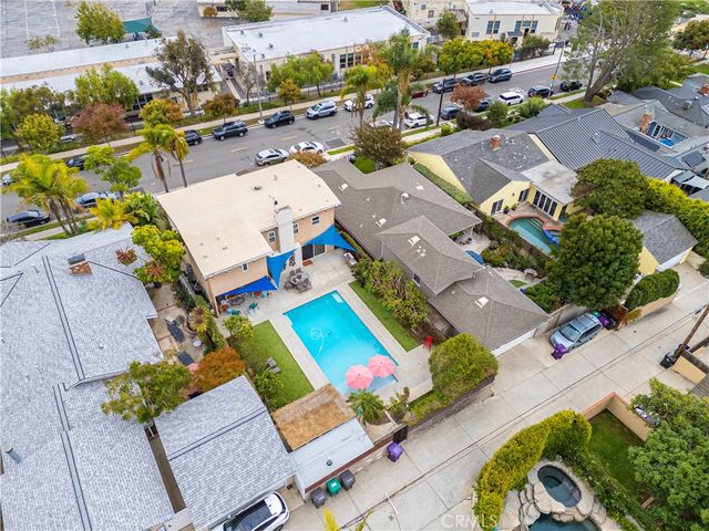 267 Nieto Avenue, Long Beach, CA 90803