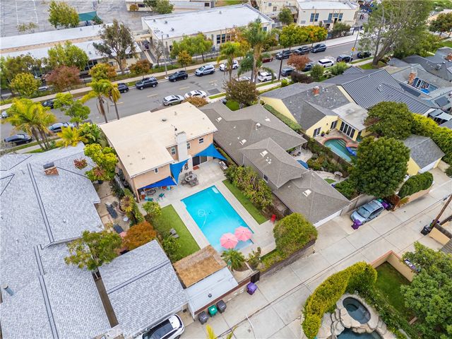 267 Nieto Avenue, Long Beach, CA 90803