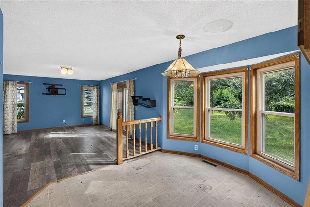 9720 Oliver Avenue N, Brooklyn Park, MN 55444