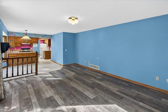 9720 Oliver Avenue N, Brooklyn Park, MN 55444