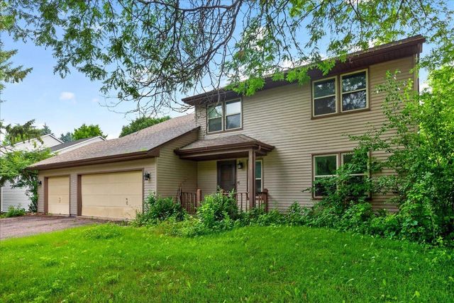 9720 Oliver Avenue N, Brooklyn Park, MN 55444