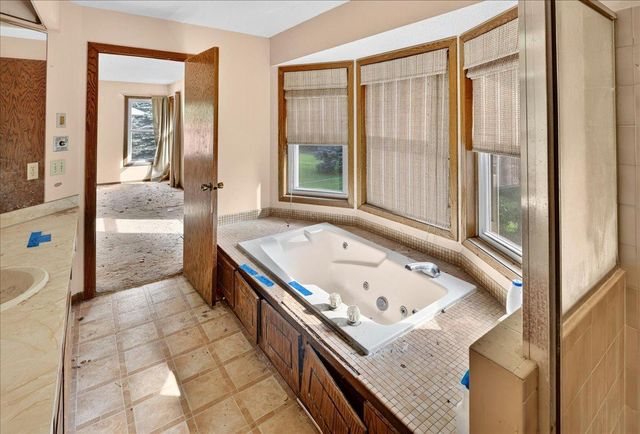 9720 Oliver Avenue N, Brooklyn Park, MN 55444