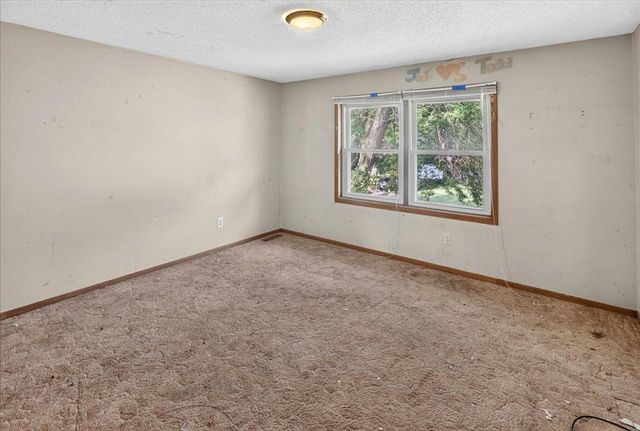 9720 Oliver Avenue N, Brooklyn Park, MN 55444