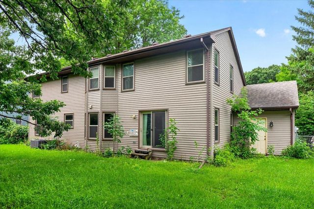 9720 Oliver Avenue N, Brooklyn Park, MN 55444
