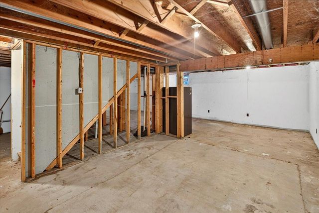 9720 Oliver Avenue N, Brooklyn Park, MN 55444