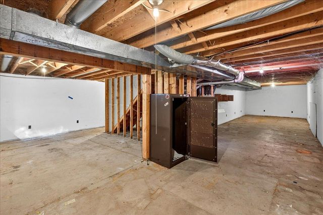 9720 Oliver Avenue N, Brooklyn Park, MN 55444