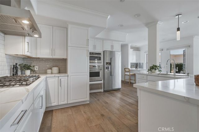 432 S Willaman Drive 401, Los Angeles, CA 90048