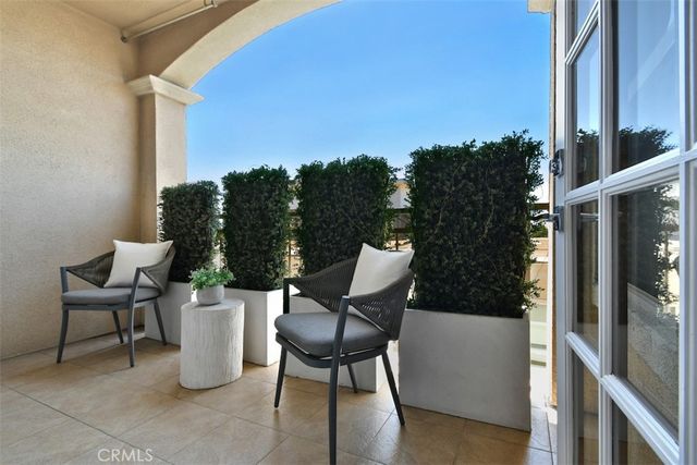 432 S Willaman Drive 401, Los Angeles, CA 90048