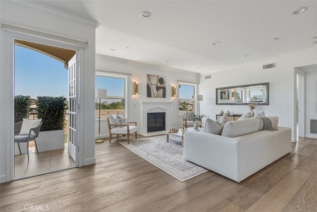 432 S Willaman Drive 401, Los Angeles, CA 90048