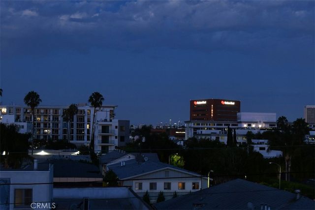432 S Willaman Drive 401, Los Angeles, CA 90048