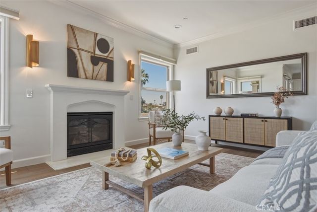 432 S Willaman Drive 401, Los Angeles, CA 90048