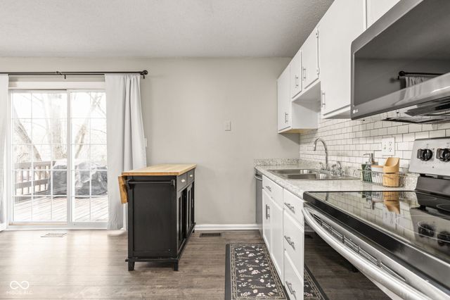 11515 Timberlake Lane, Fishers, IN 46038