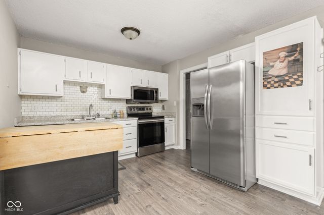 11515 Timberlake Lane, Fishers, IN 46038