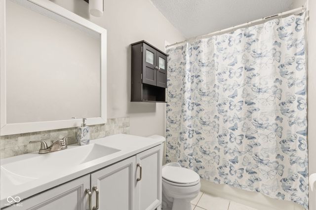 11515 Timberlake Lane, Fishers, IN 46038