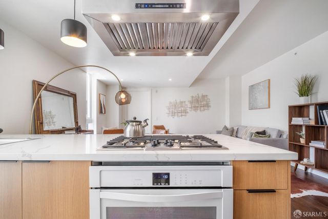 555 Fulton Street 518, San Francisco, CA 94102